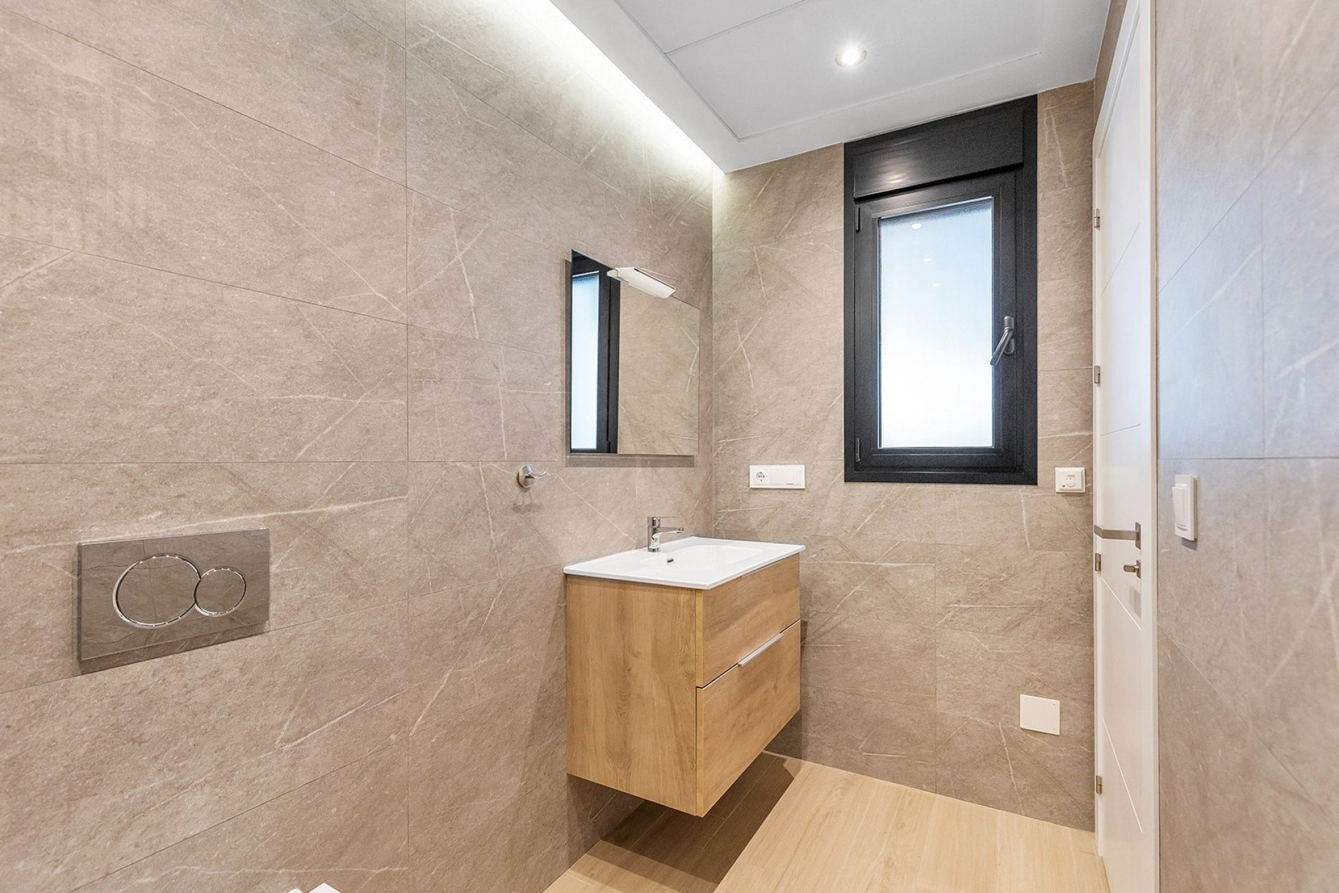 Resale - Villa -
Benijofar - Costa Blanca