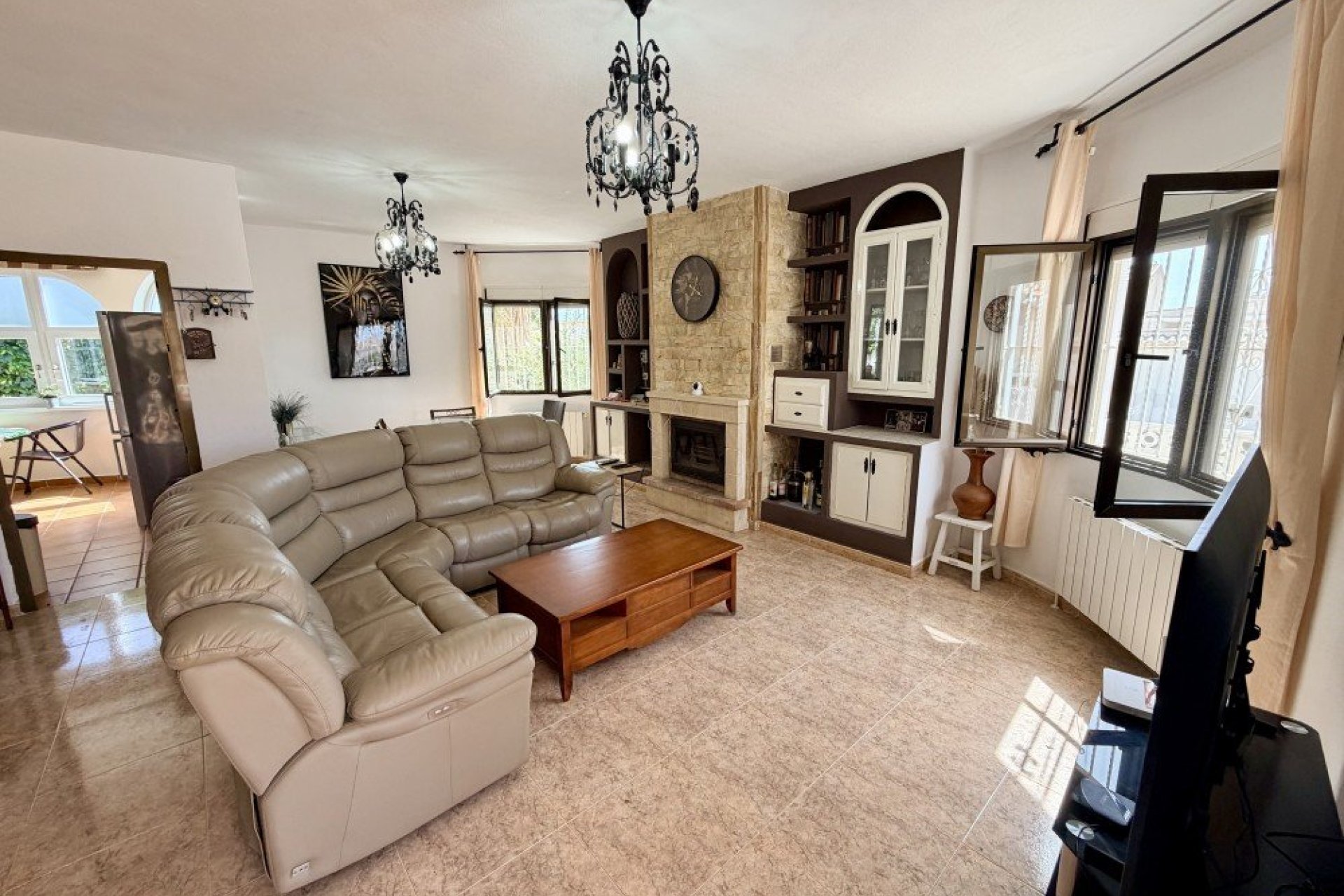 Resale - Villa -
Benijofar - Costa Blanca