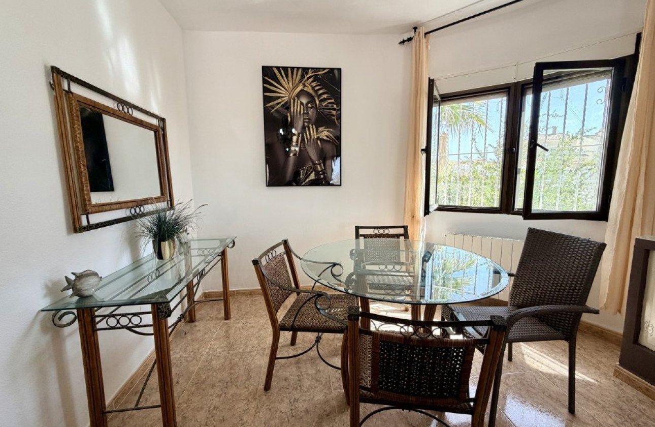 Resale - Villa -
Benijofar - Costa Blanca