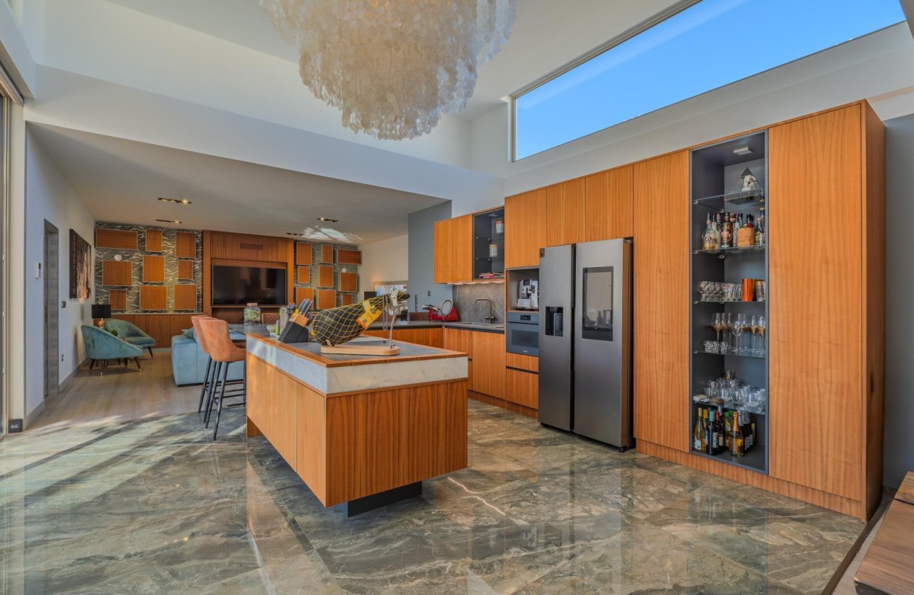 Resale - Villa -
Benijofar - Costa Blanca
