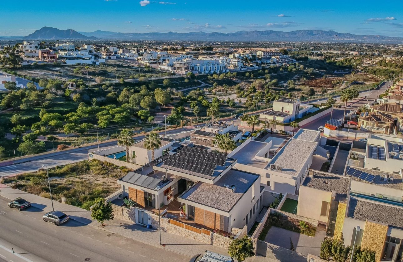 Resale - Villa -
Benijofar - Costa Blanca