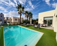 Resale - Villa -
Benijofar - Costa Blanca