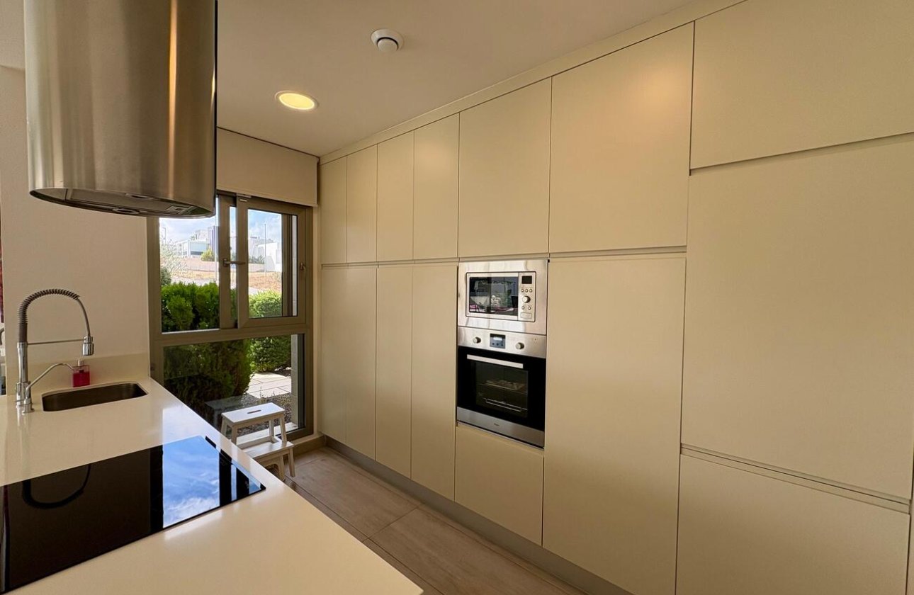 Resale - Villa -
Benijofar - Costa Blanca