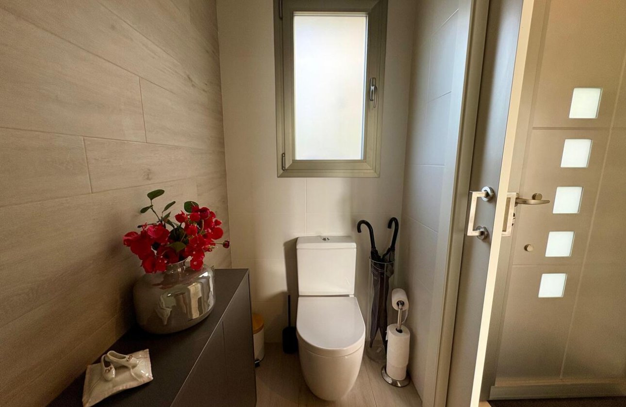 Resale - Villa -
Benijofar - Costa Blanca