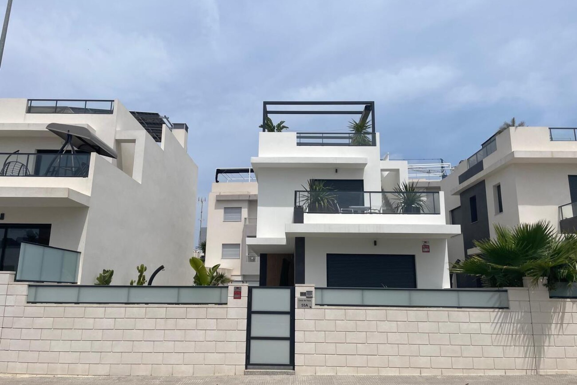 Resale - Villa -
Benijofar