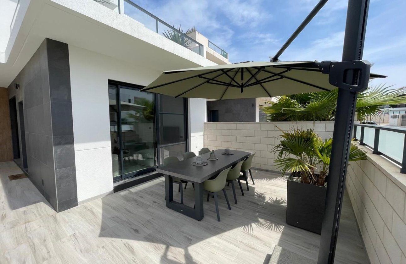 Resale - Villa -
Benijofar