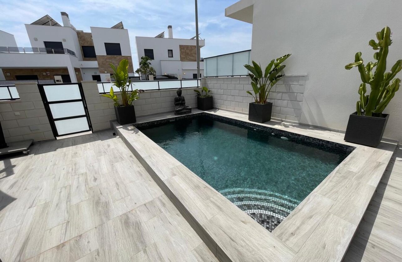 Resale - Villa -
Benijofar