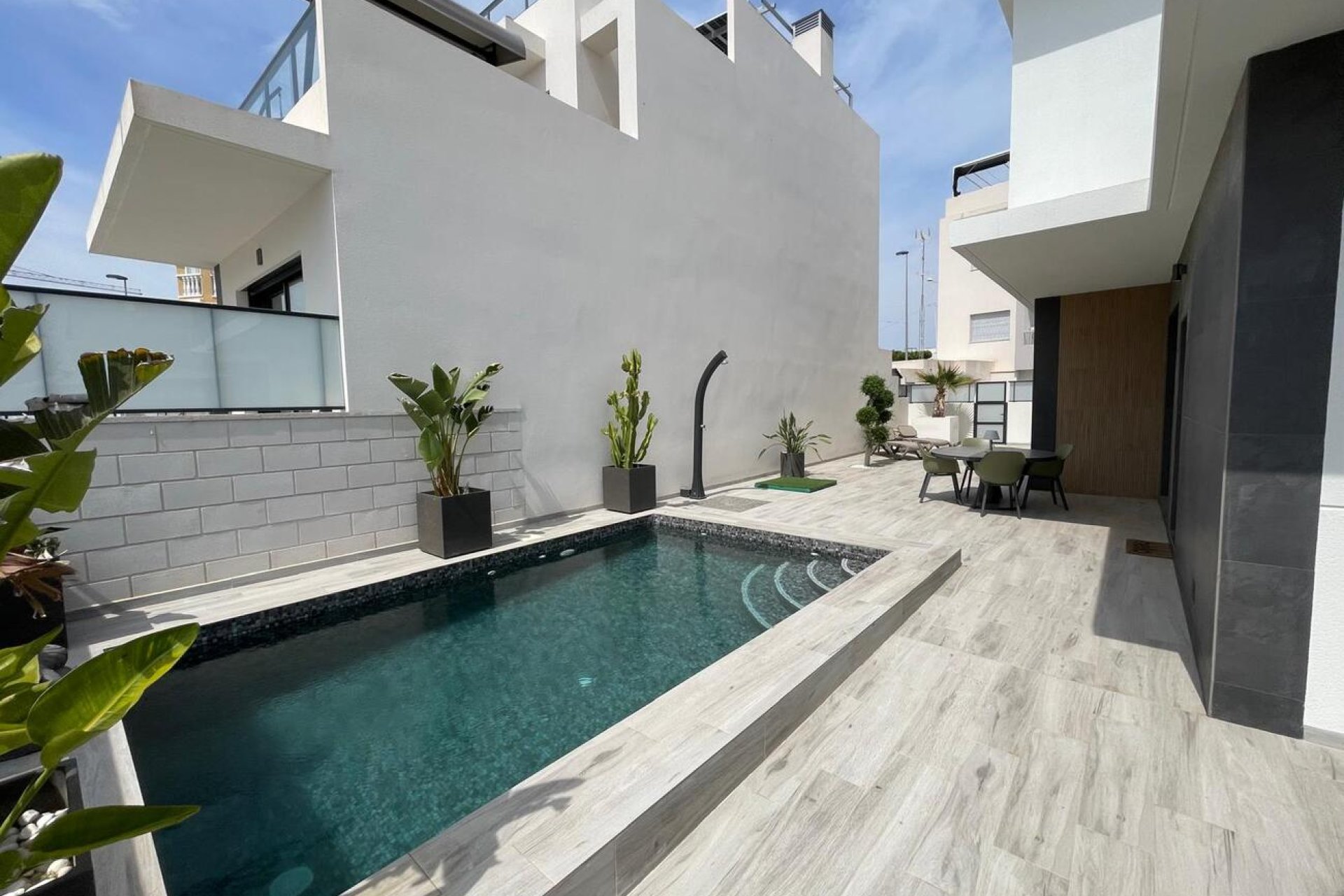 Resale - Villa -
Benijofar