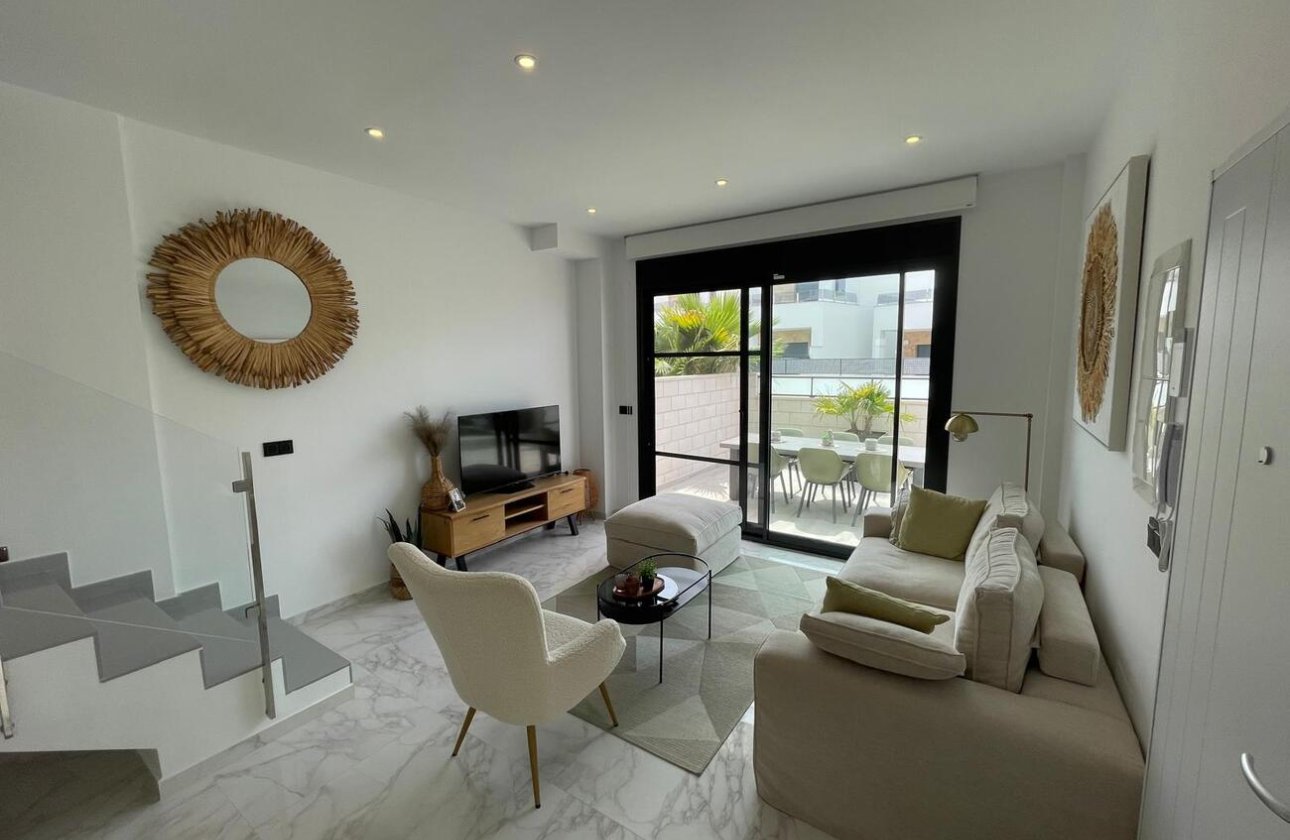 Resale - Villa -
Benijofar