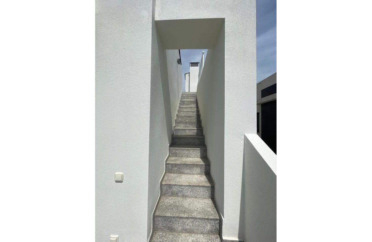 Resale - Villa -
Benijofar
