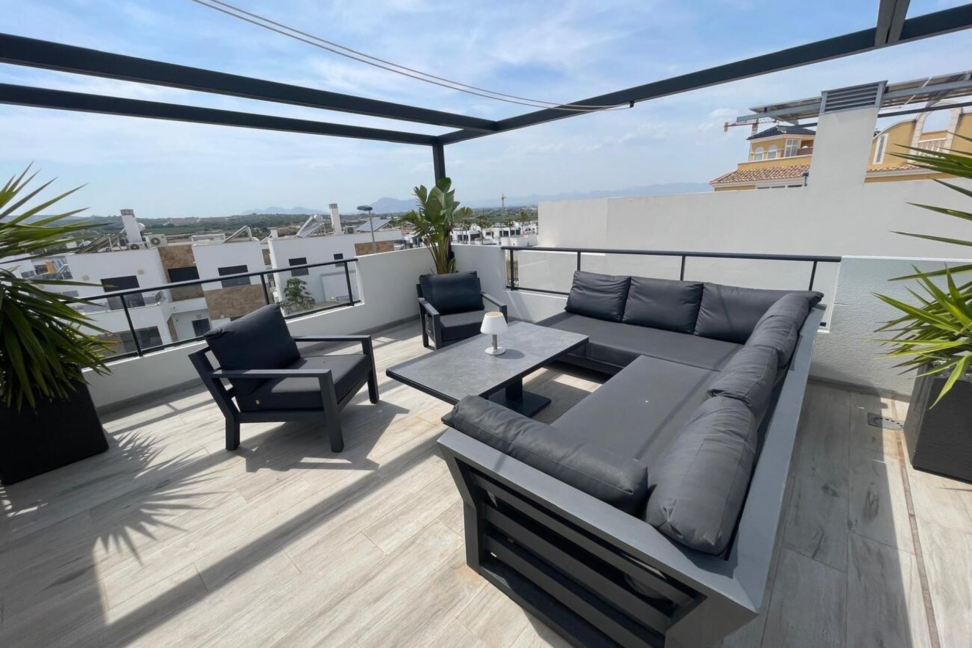 Resale - Villa -
Benijofar