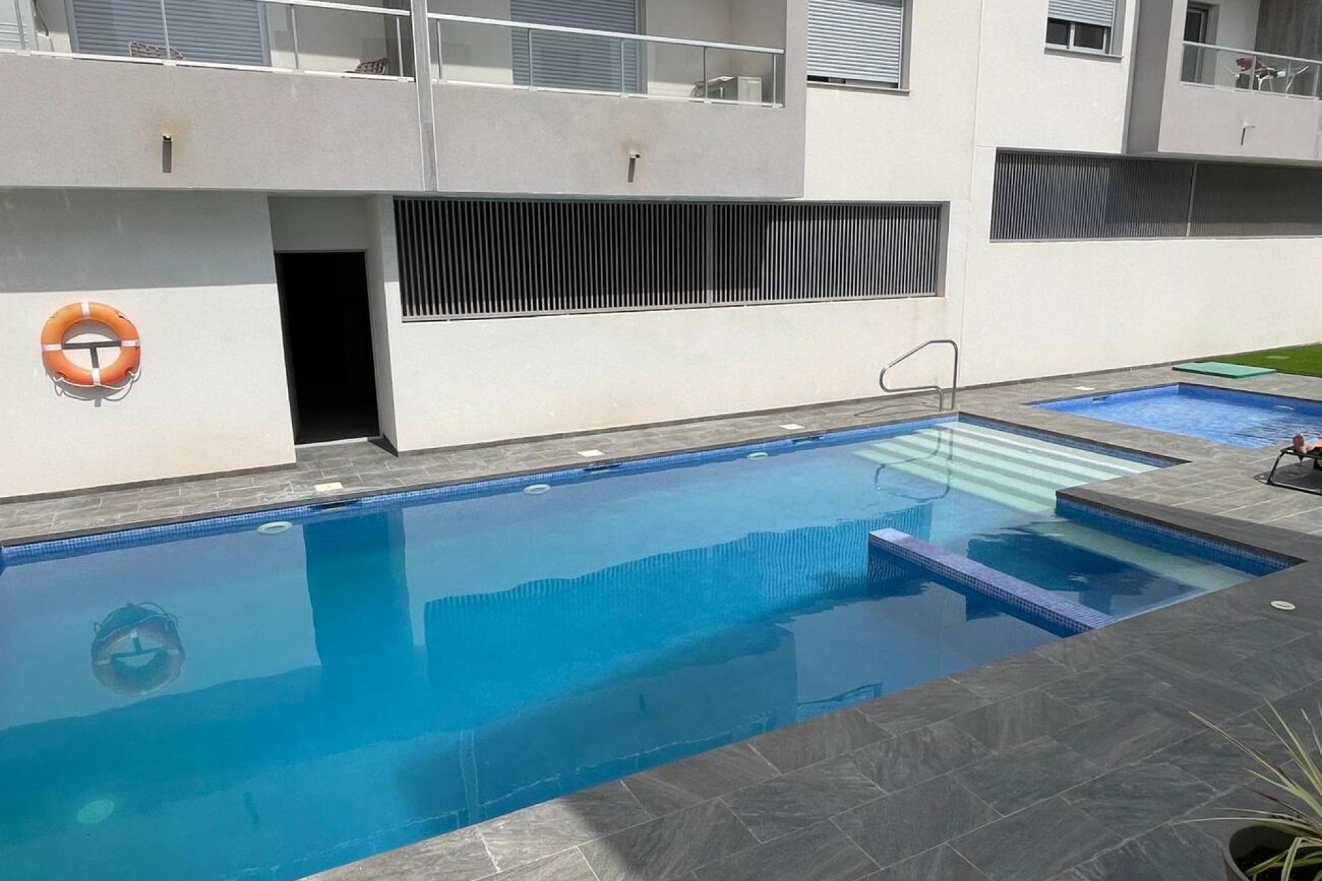 Resale - Villa -
Benijofar