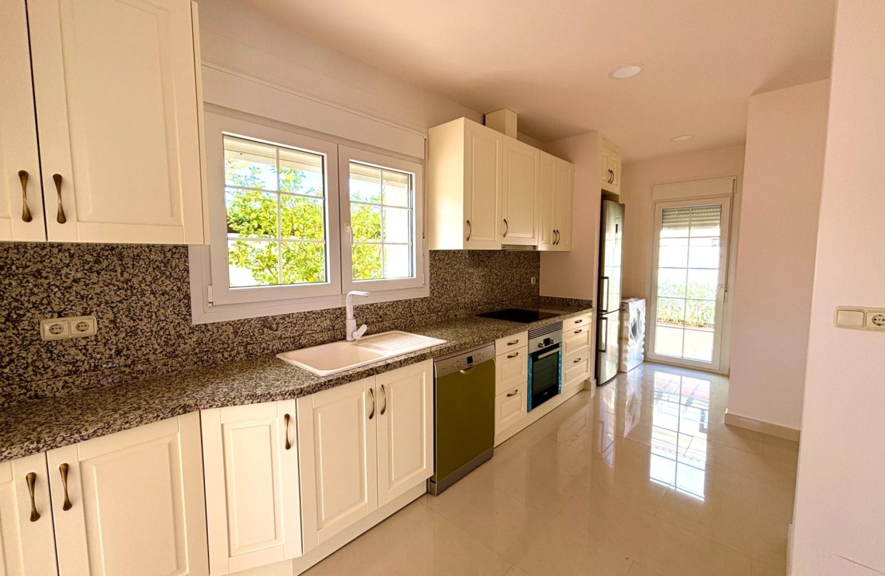 Resale - Villa -
Cabo Roig - Costa Blanca