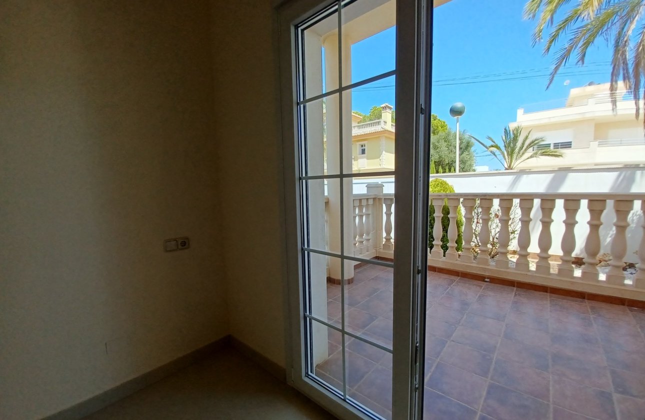 Resale - Villa -
Cabo Roig - Costa Blanca