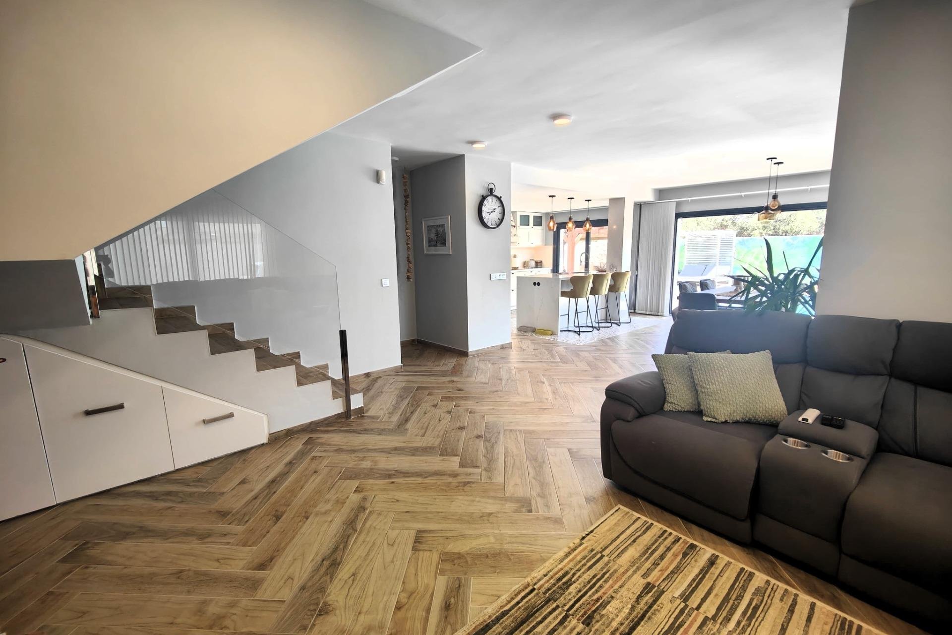 Resale - Villa -
Cabo Roig - Costa Blanca