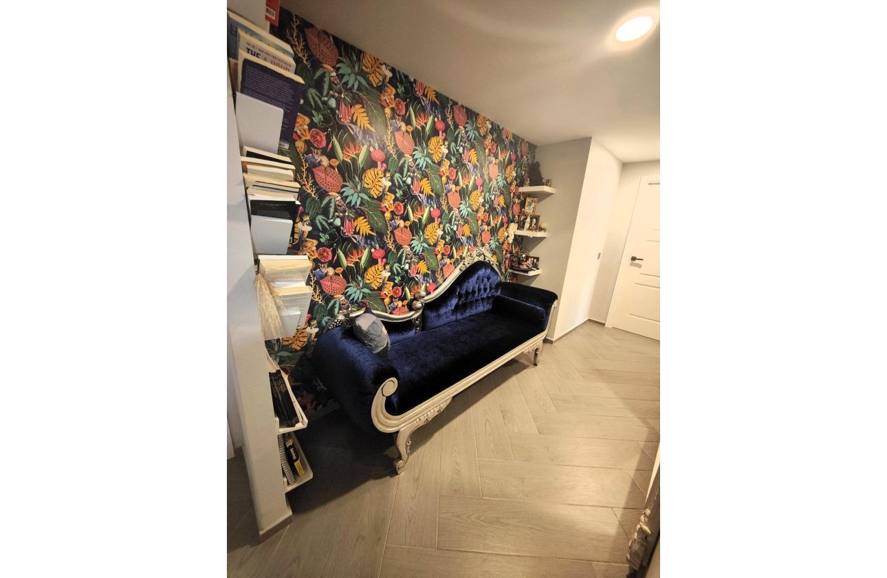 Resale - Villa -
Cabo Roig - Costa Blanca