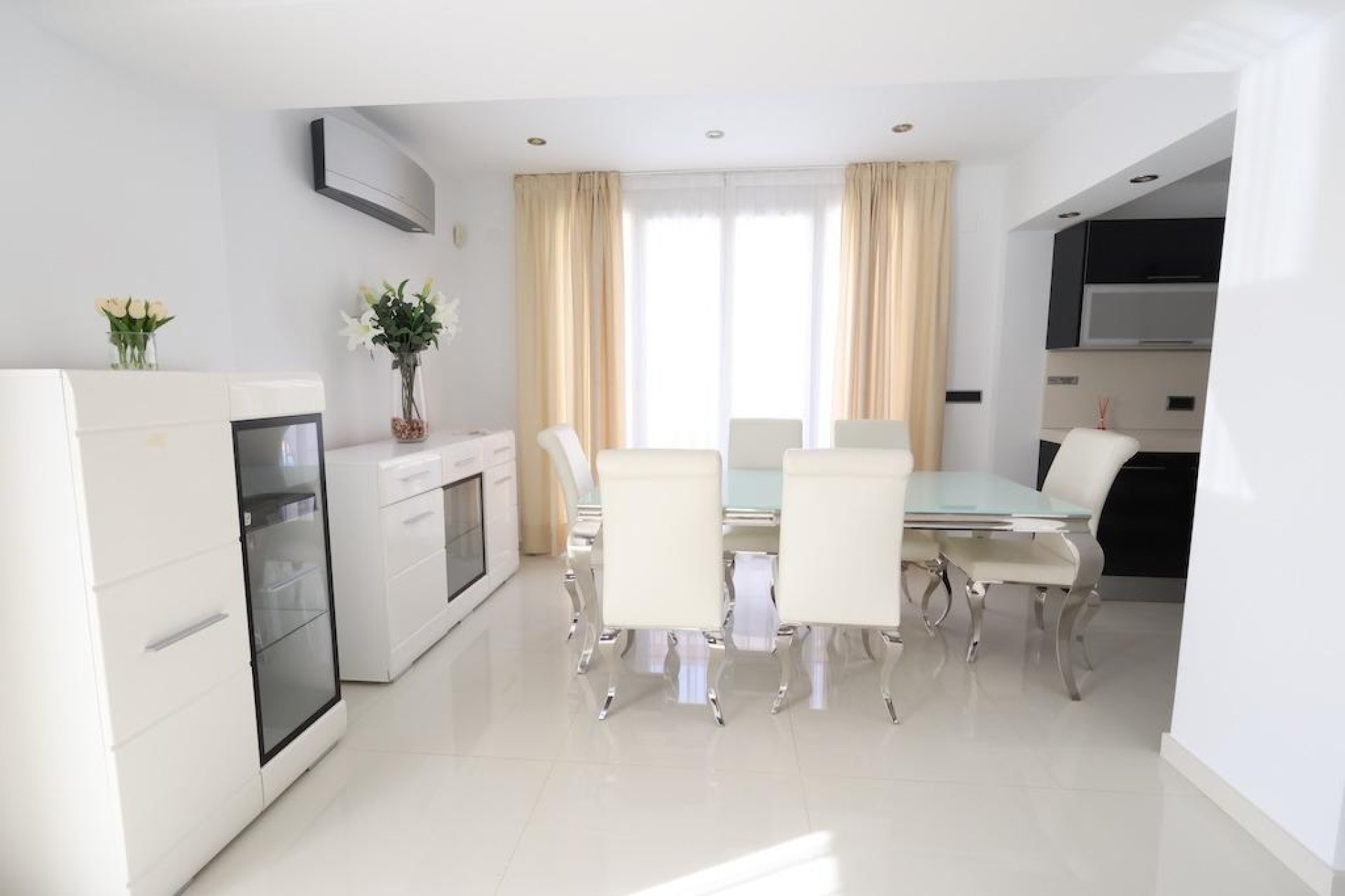Resale - Villa -
Cabo Roig - Costa Blanca