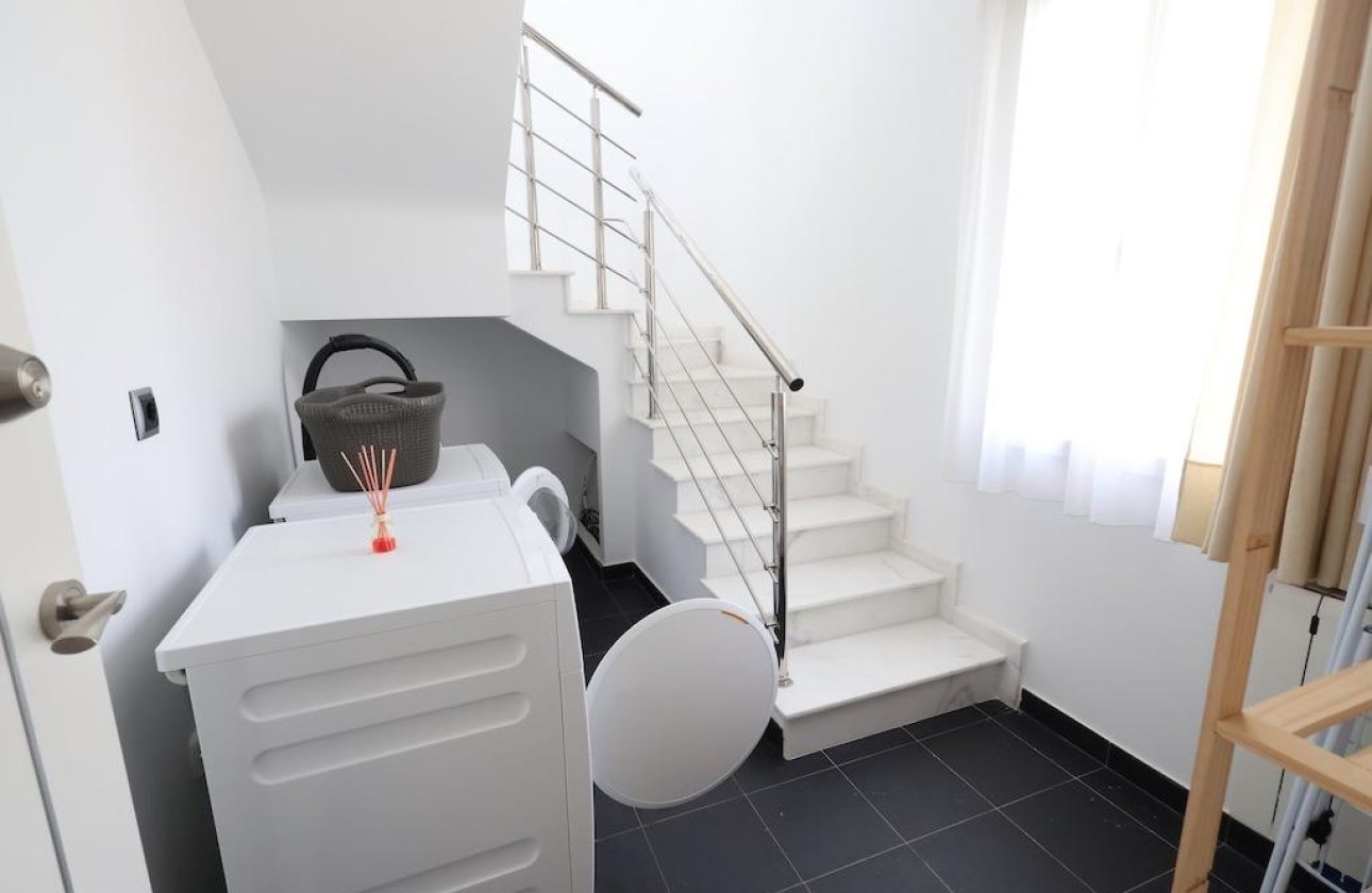 Resale - Villa -
Cabo Roig - Costa Blanca