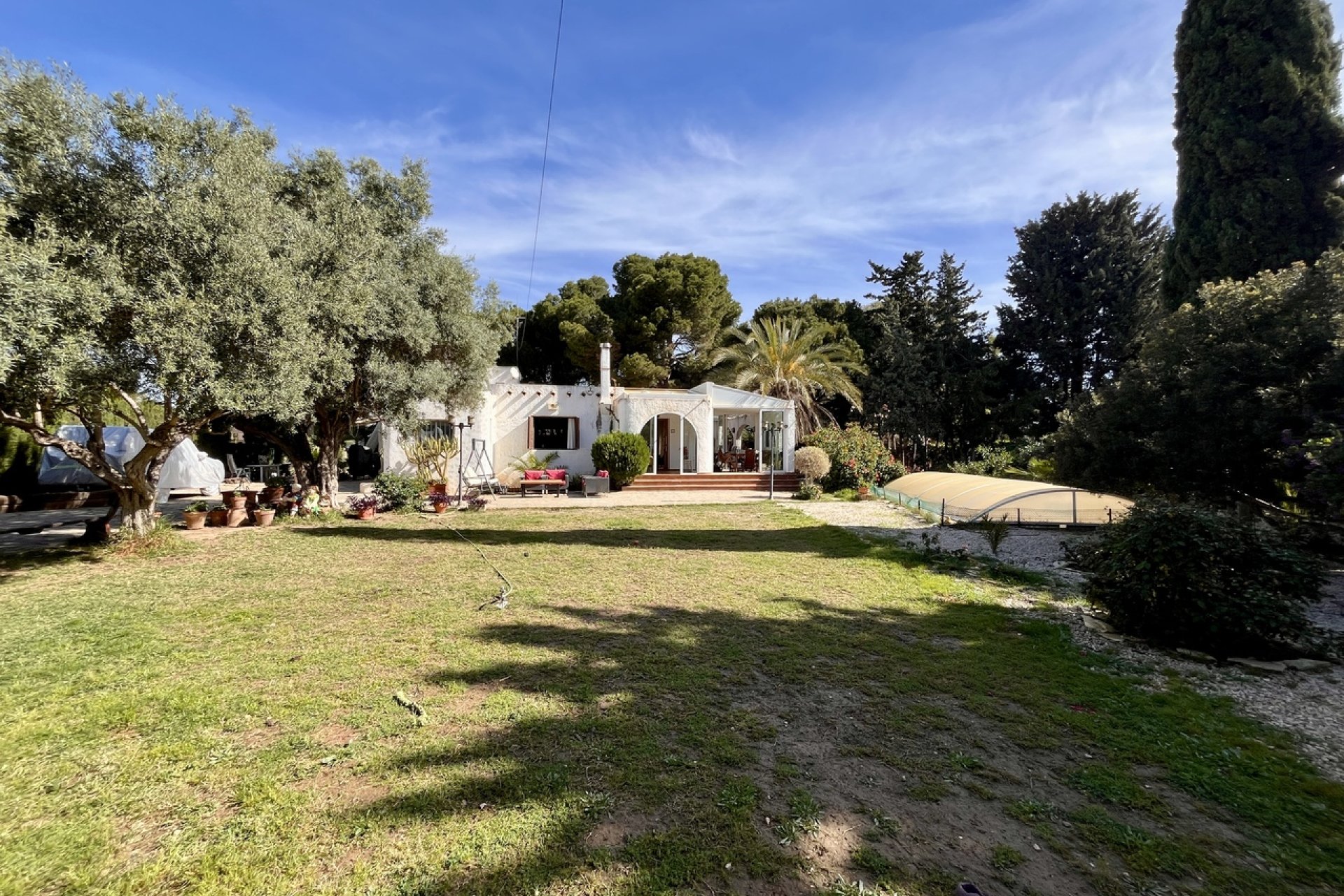 Resale - Villa -
Cabo Roig - Costa Blanca