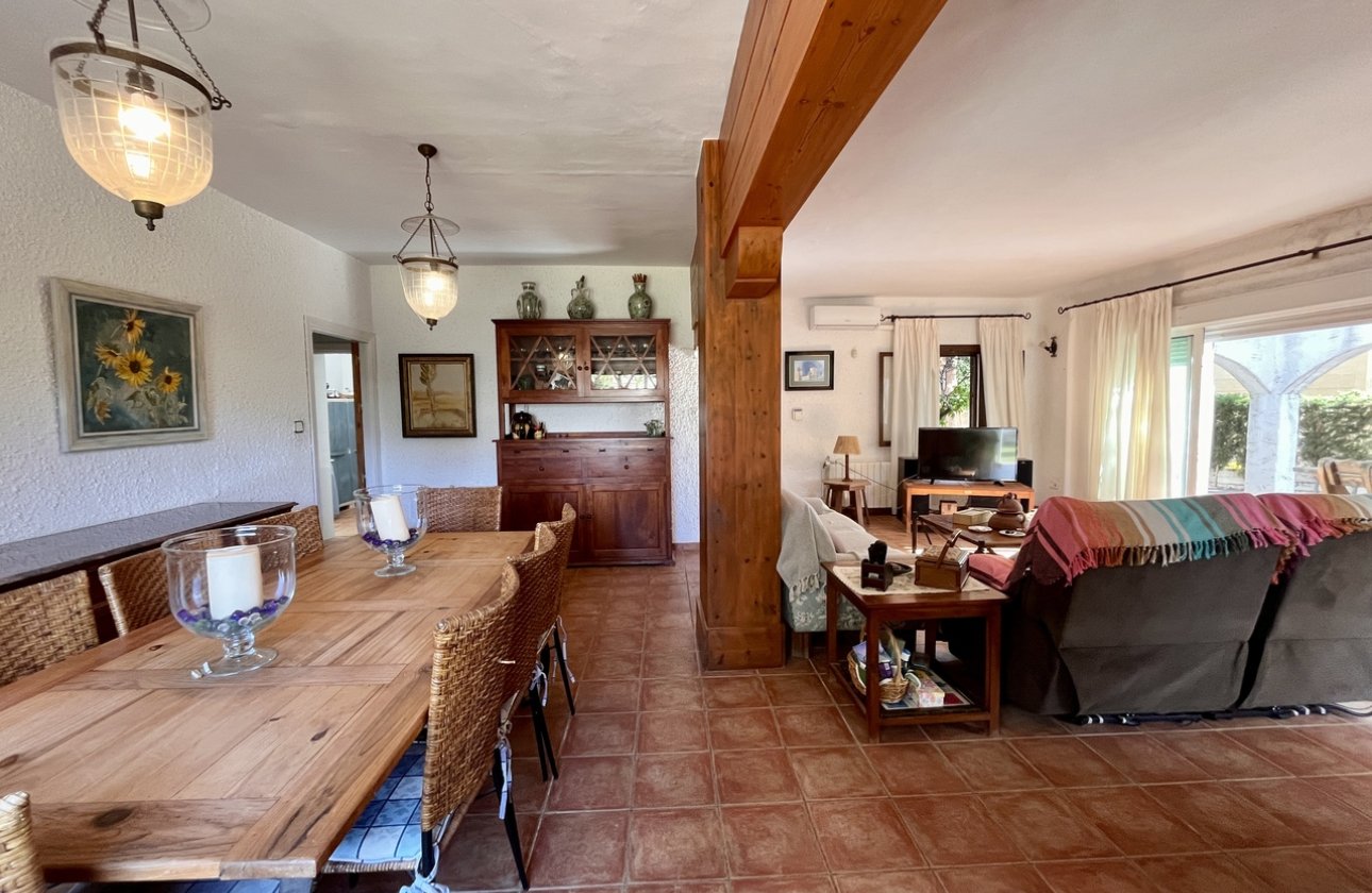 Resale - Villa -
Cabo Roig - Costa Blanca