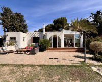 Resale - Villa -
Cabo Roig - Costa Blanca