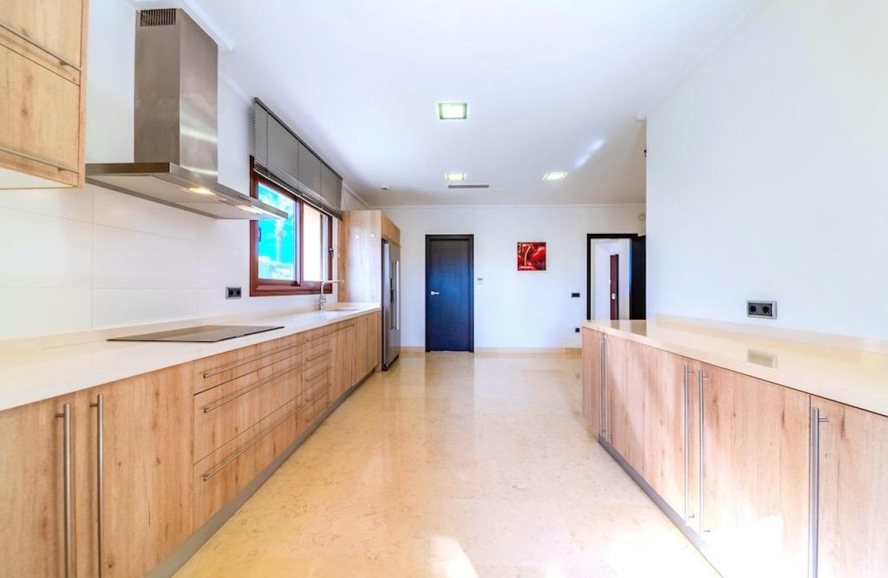 Resale - Villa -
Cabo Roig - Costa Blanca