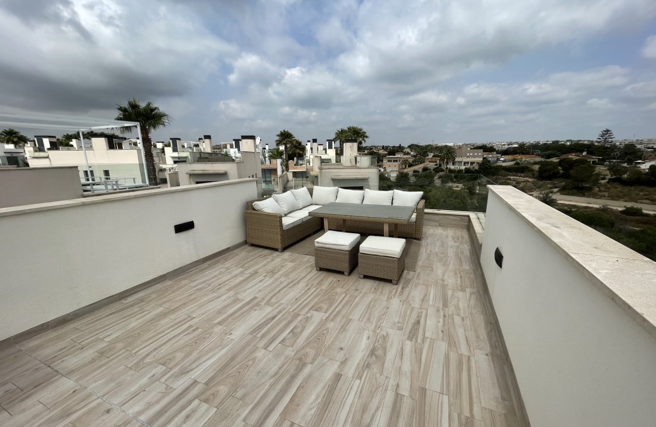 Resale - Villa -
Cabo Roig - Costa Blanca