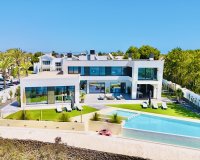 Resale - Villa -
Cabo Roig - Costa Blanca