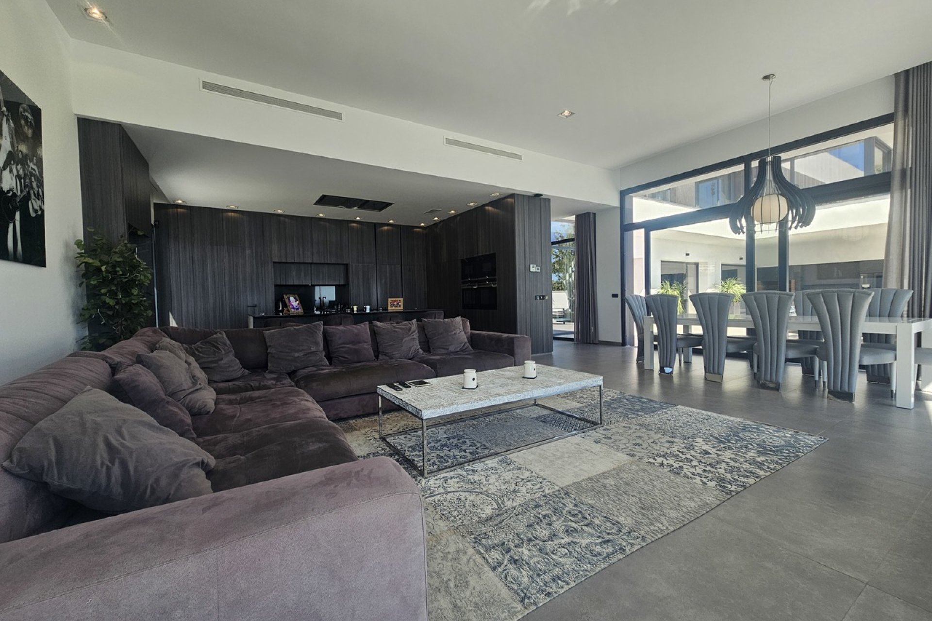 Resale - Villa -
Cabo Roig - Costa Blanca