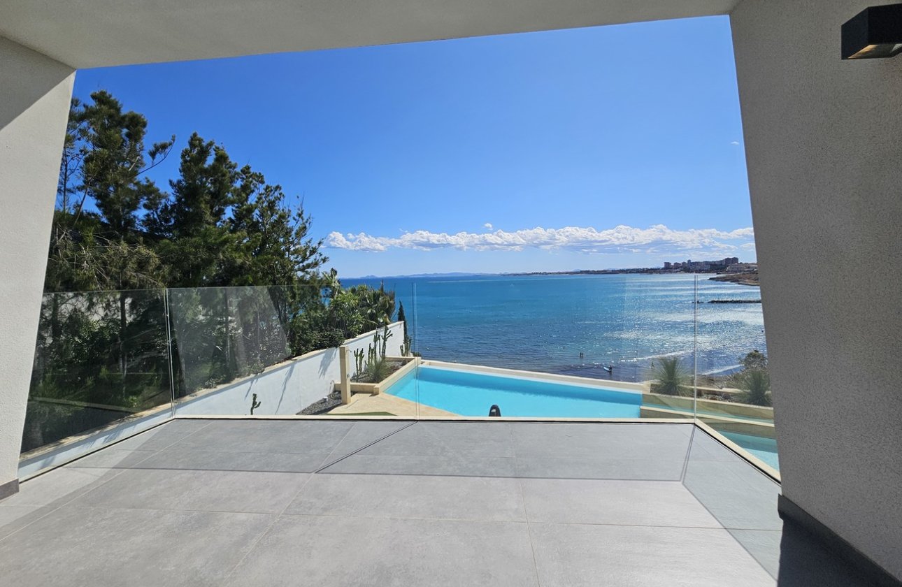 Resale - Villa -
Cabo Roig - Costa Blanca