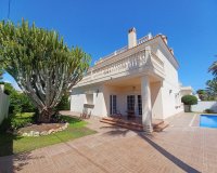Resale - Villa -
Cabo Roig - Costa Blanca