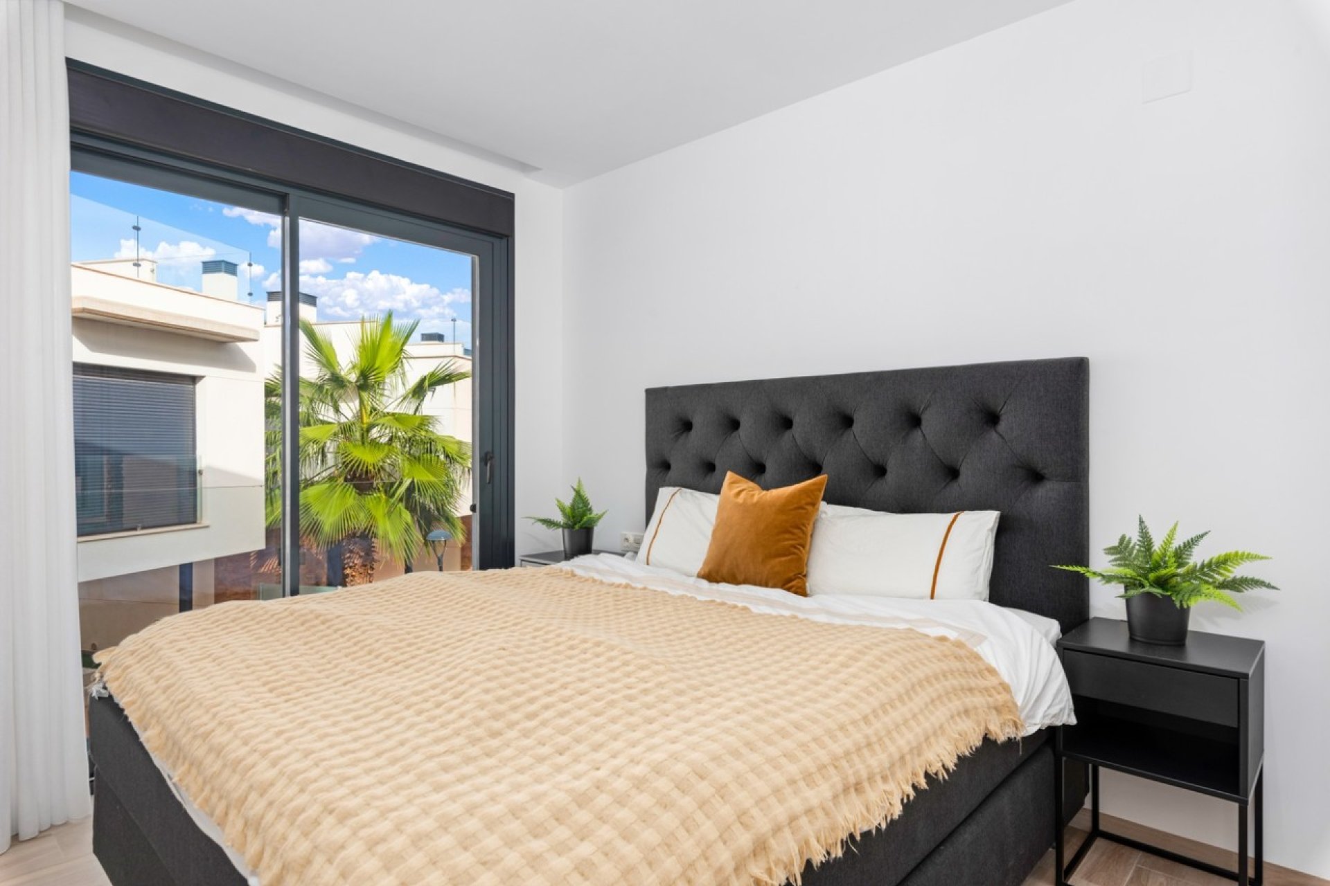 Resale - Villa -
Cabo Roig - Costa Blanca