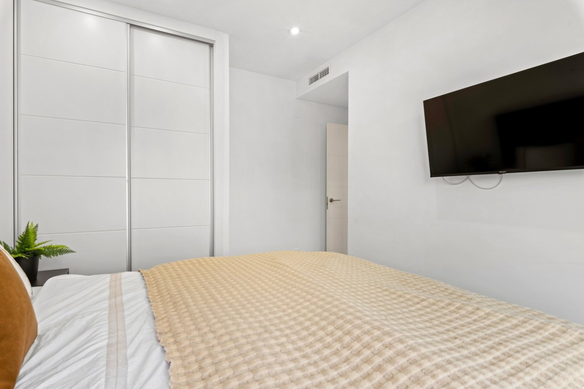 Resale - Villa -
Cabo Roig - Costa Blanca