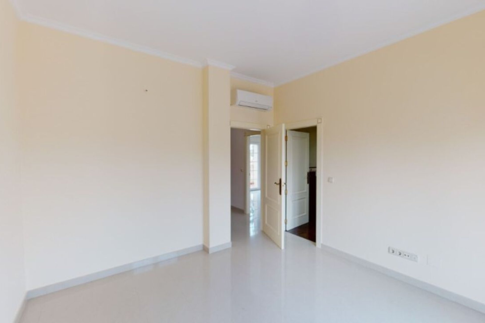 Resale - Villa -
Cabo Roig - Costa Blanca