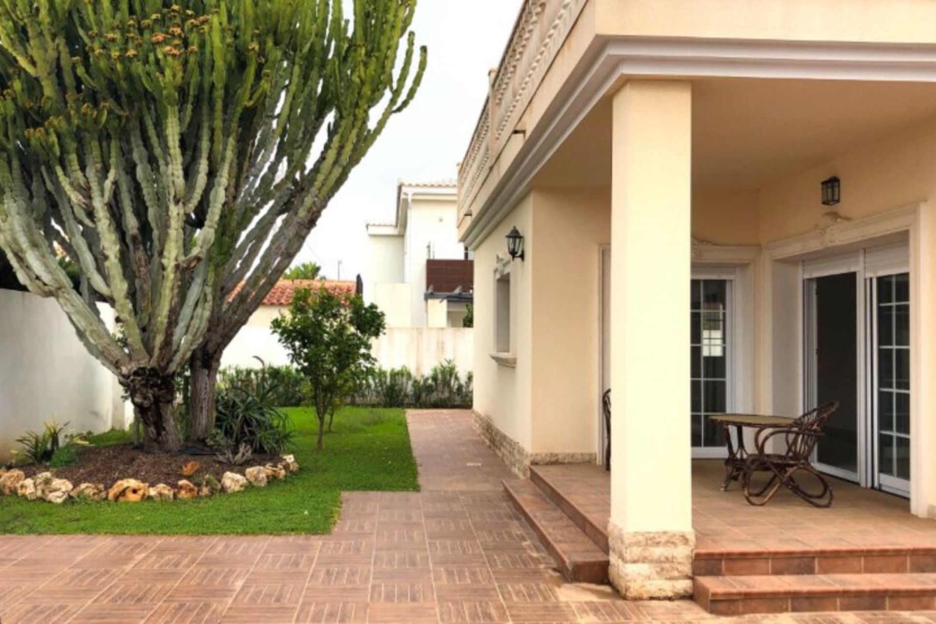 Resale - Villa -
Cabo Roig - Costa Blanca