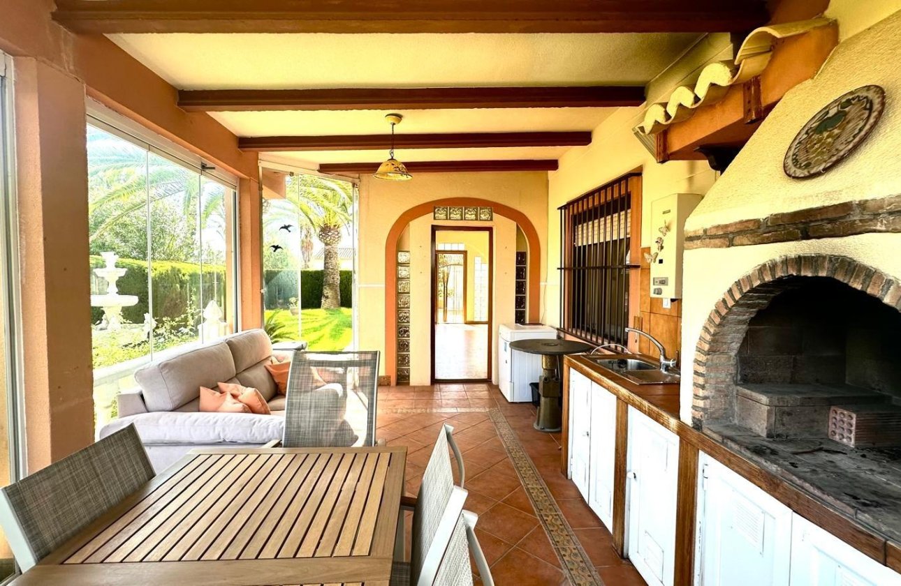 Resale - Villa -
Cabo Roig - Costa Blanca