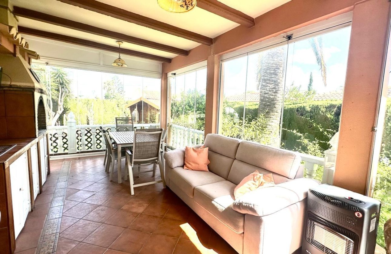 Resale - Villa -
Cabo Roig - Costa Blanca