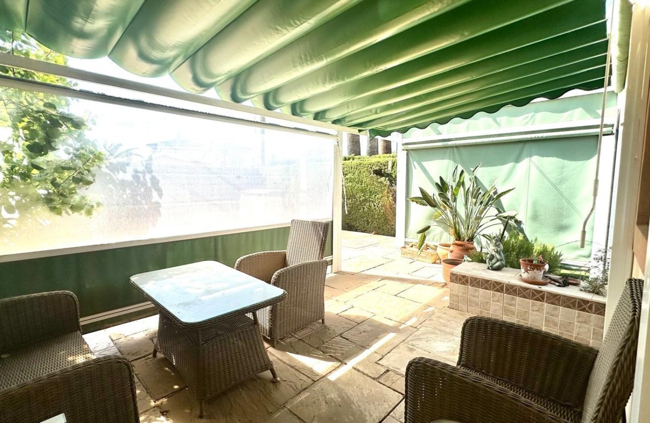 Resale - Villa -
Cabo Roig - Costa Blanca