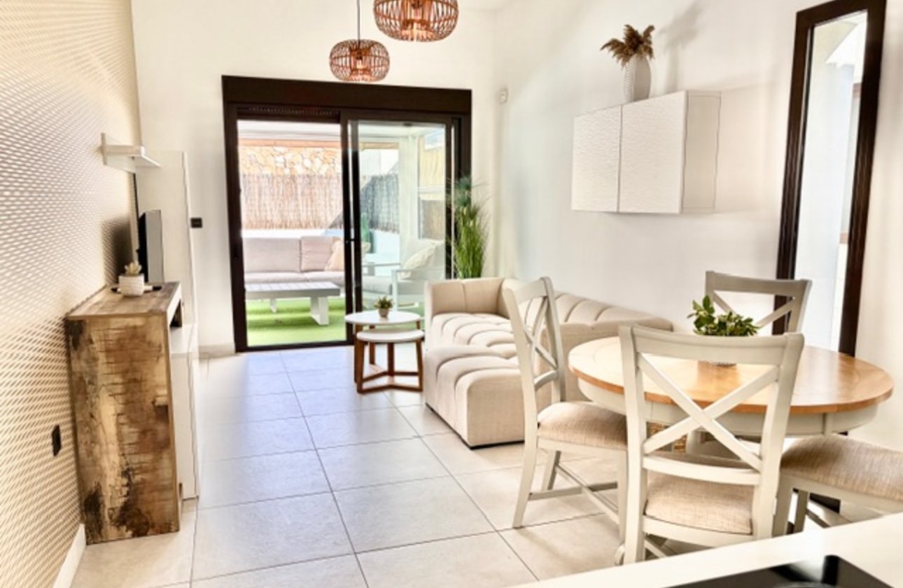 Resale - Villa -
Cabo Roig - Costa Blanca