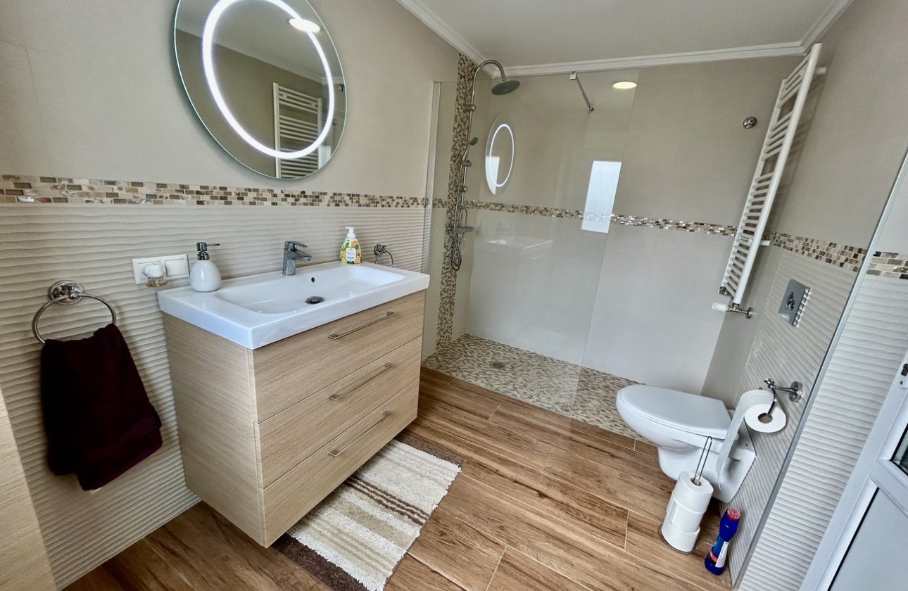 Resale - Villa -
Cabo Roig - Costa Blanca