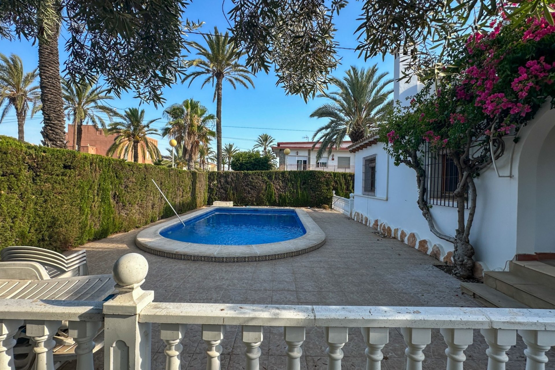 Resale - Villa -
Cabo Roig - Costa Blanca
