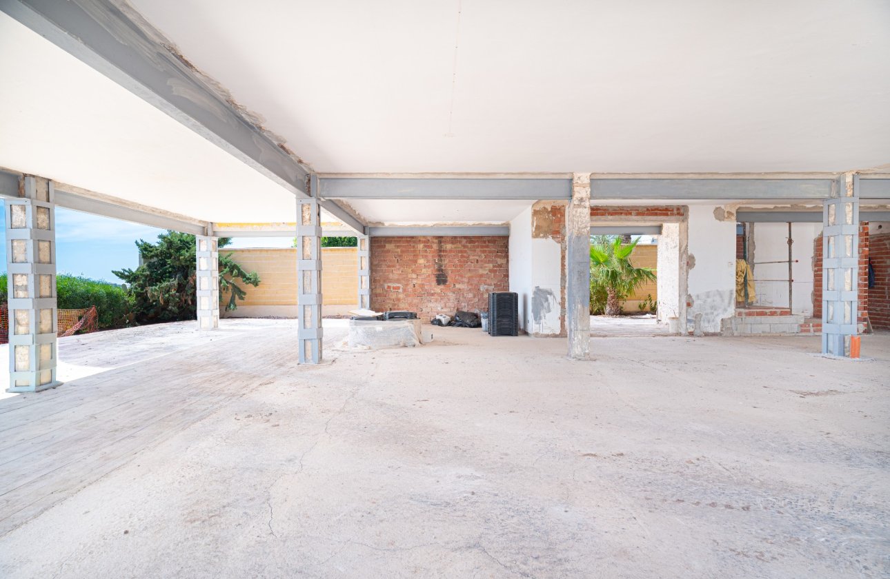 Resale - Villa -
Cabo Roig - Costa Blanca