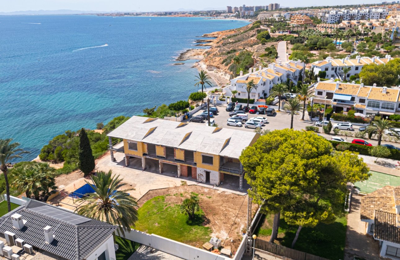 Resale - Villa -
Cabo Roig - Costa Blanca