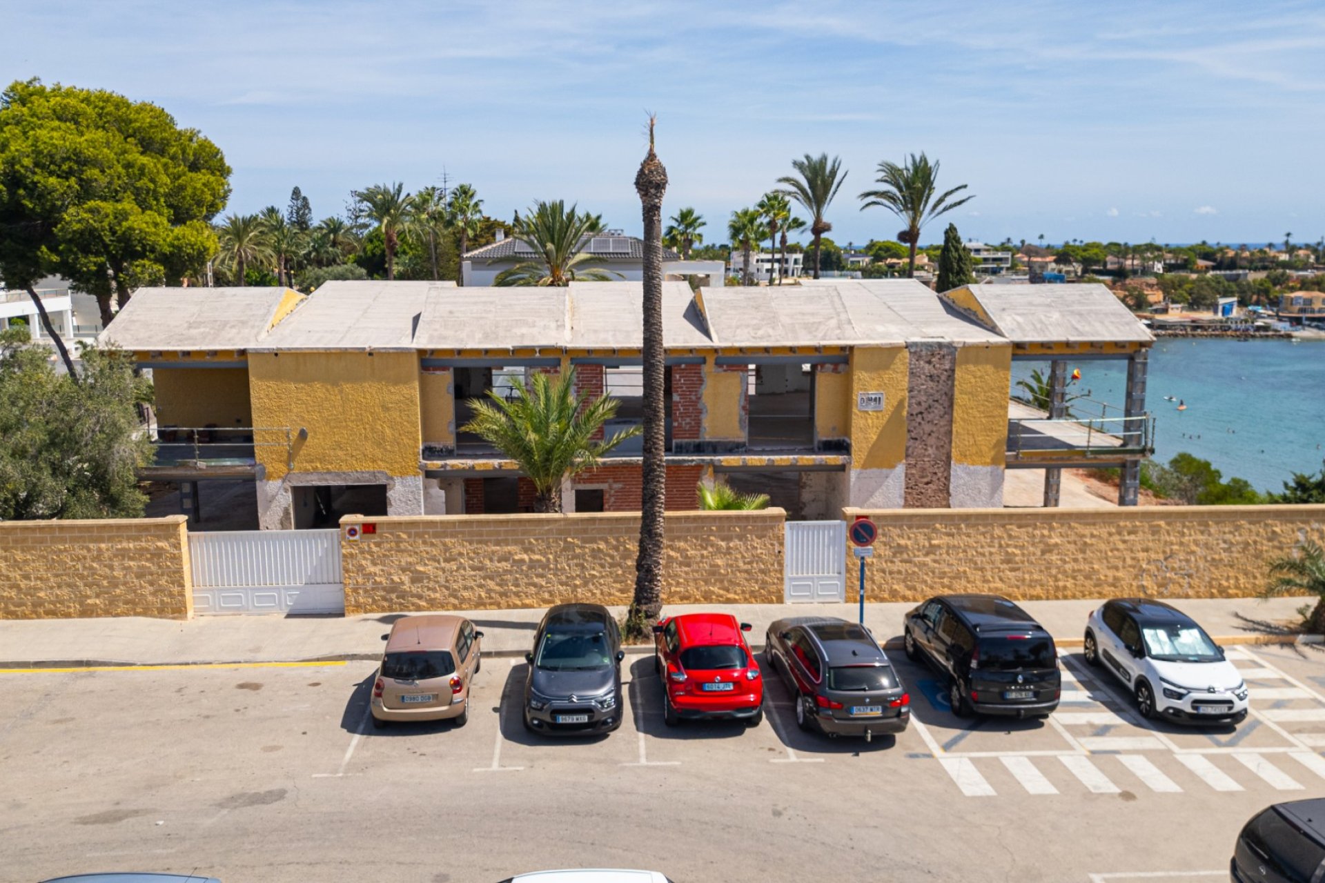 Resale - Villa -
Cabo Roig - Costa Blanca