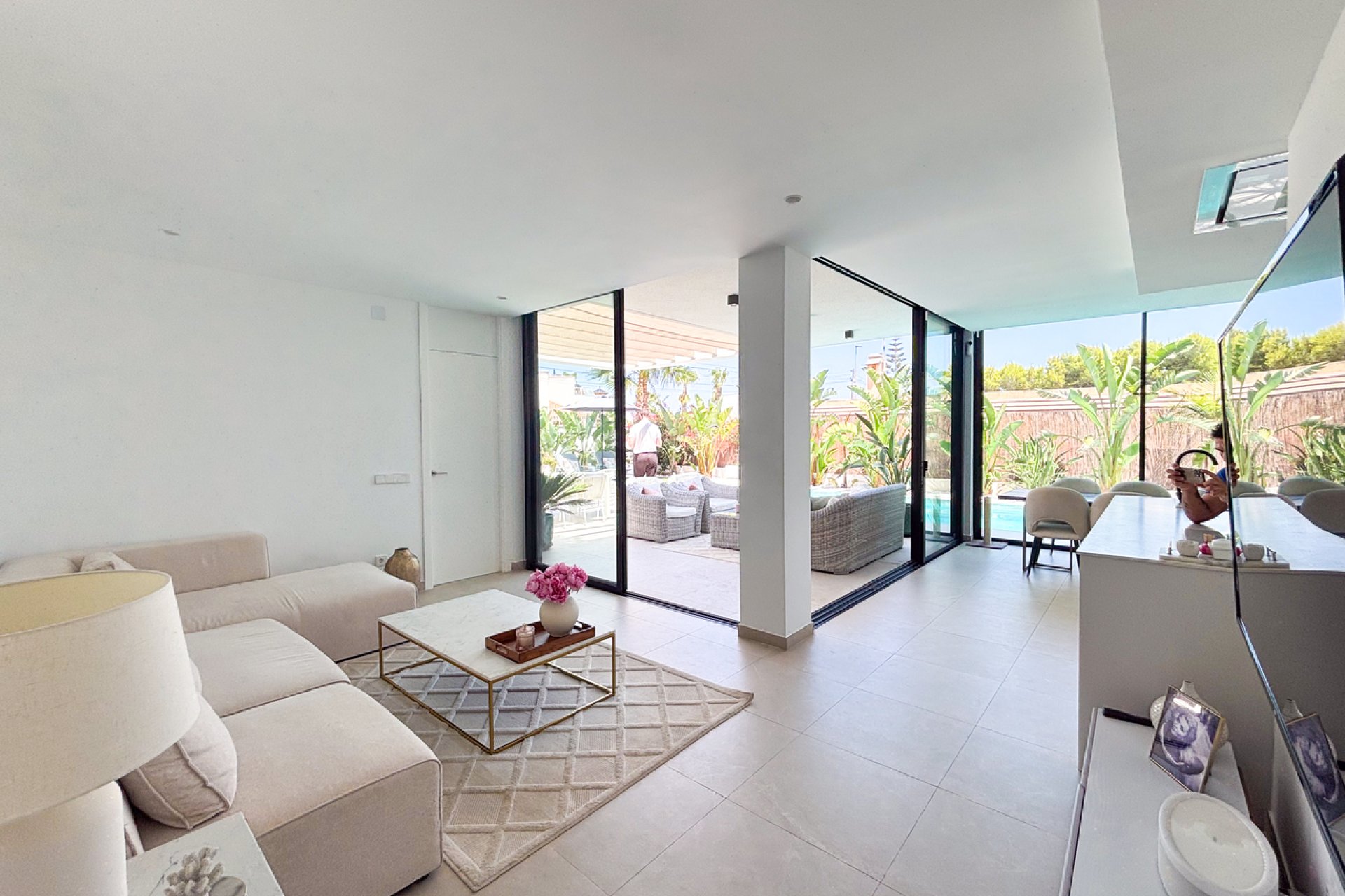 Resale - Villa -
Cabo Roig - Costa Blanca