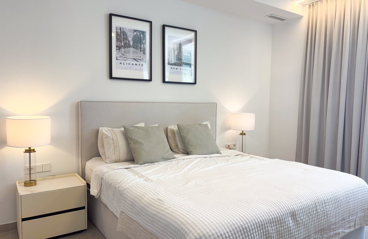 Resale - Villa -
Cabo Roig - Costa Blanca