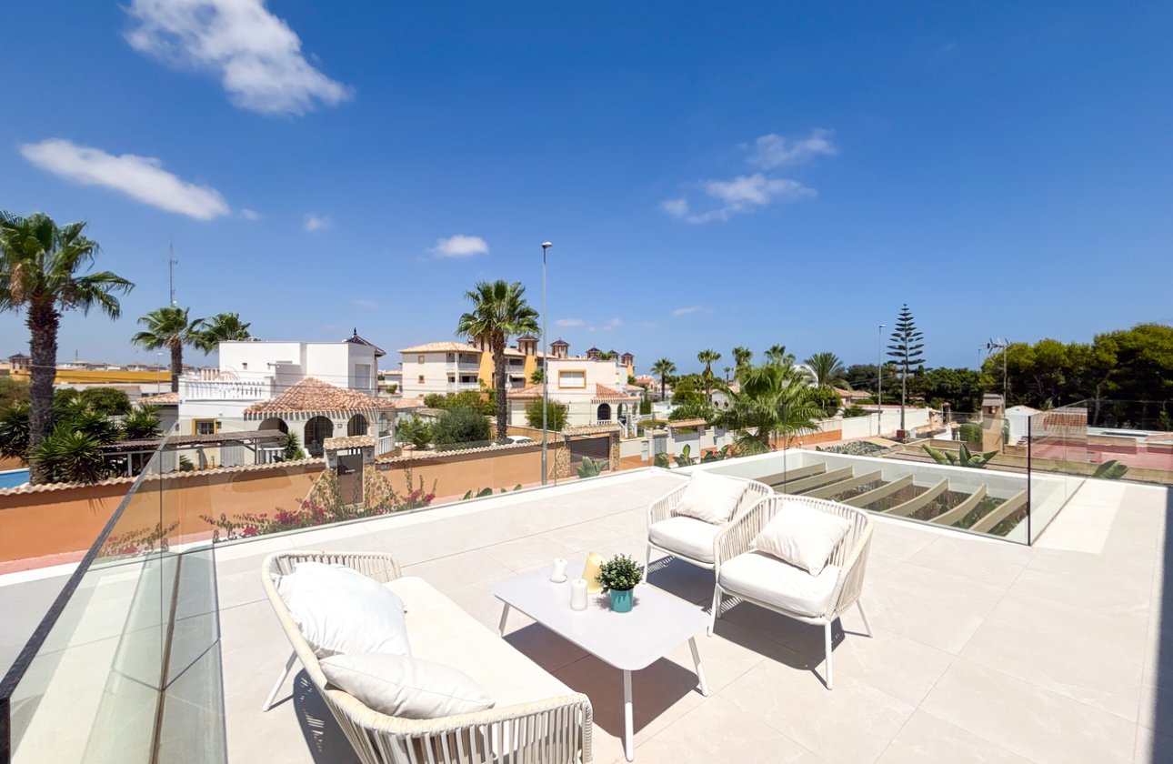 Resale - Villa -
Cabo Roig - Costa Blanca