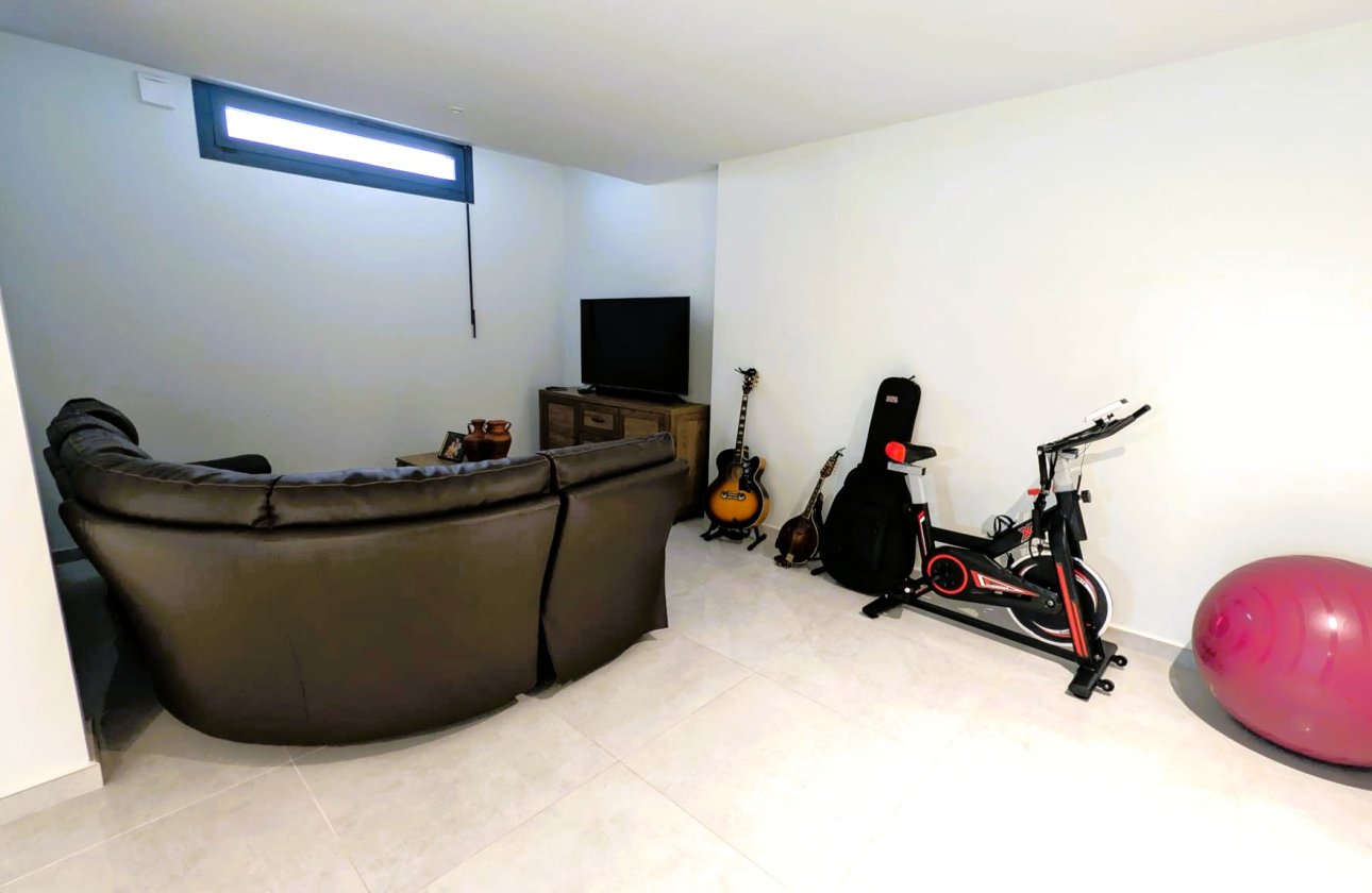 Resale - Villa -
Cabo Roig - Costa Blanca