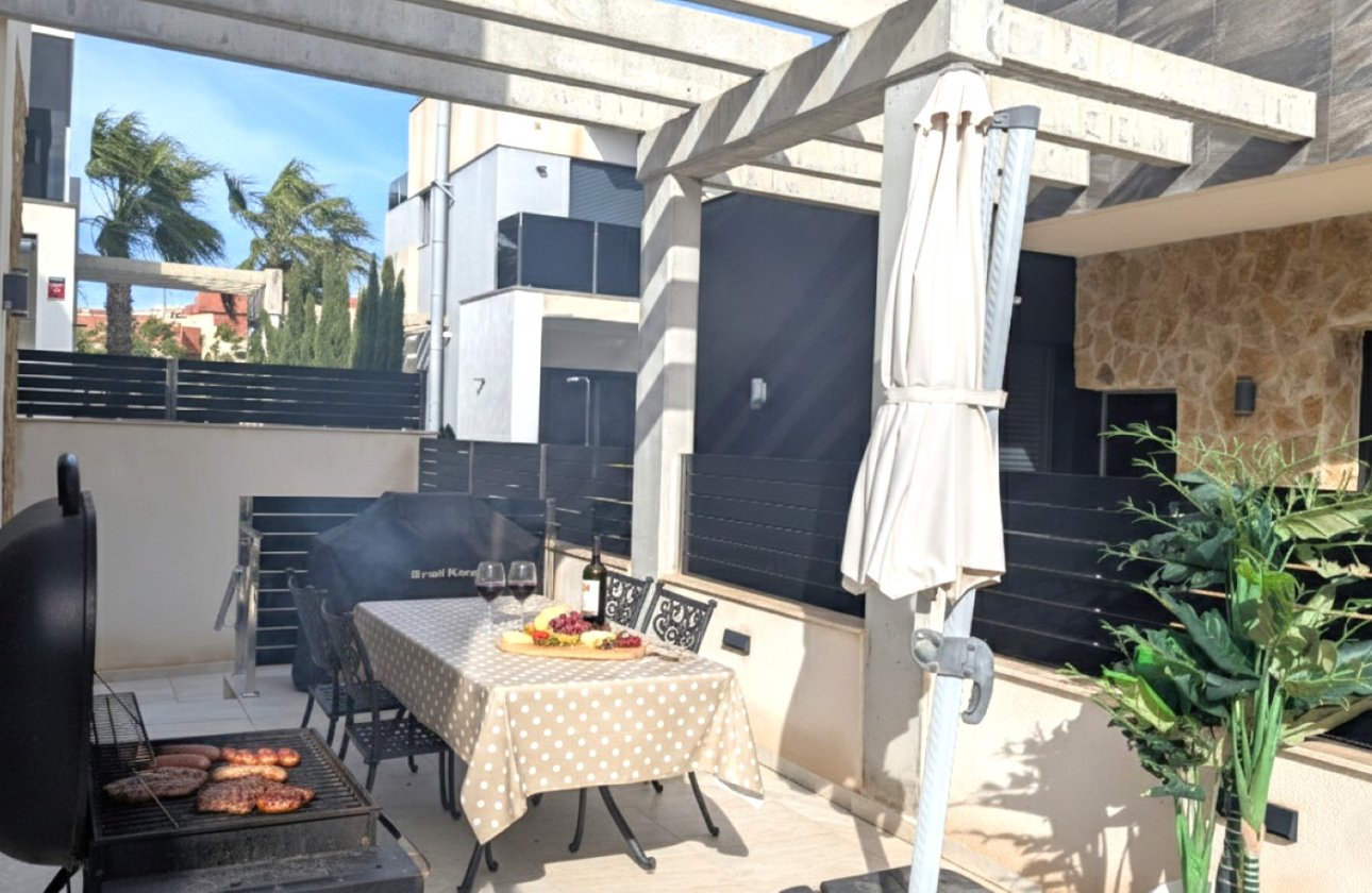 Resale - Villa -
Cabo Roig - Costa Blanca