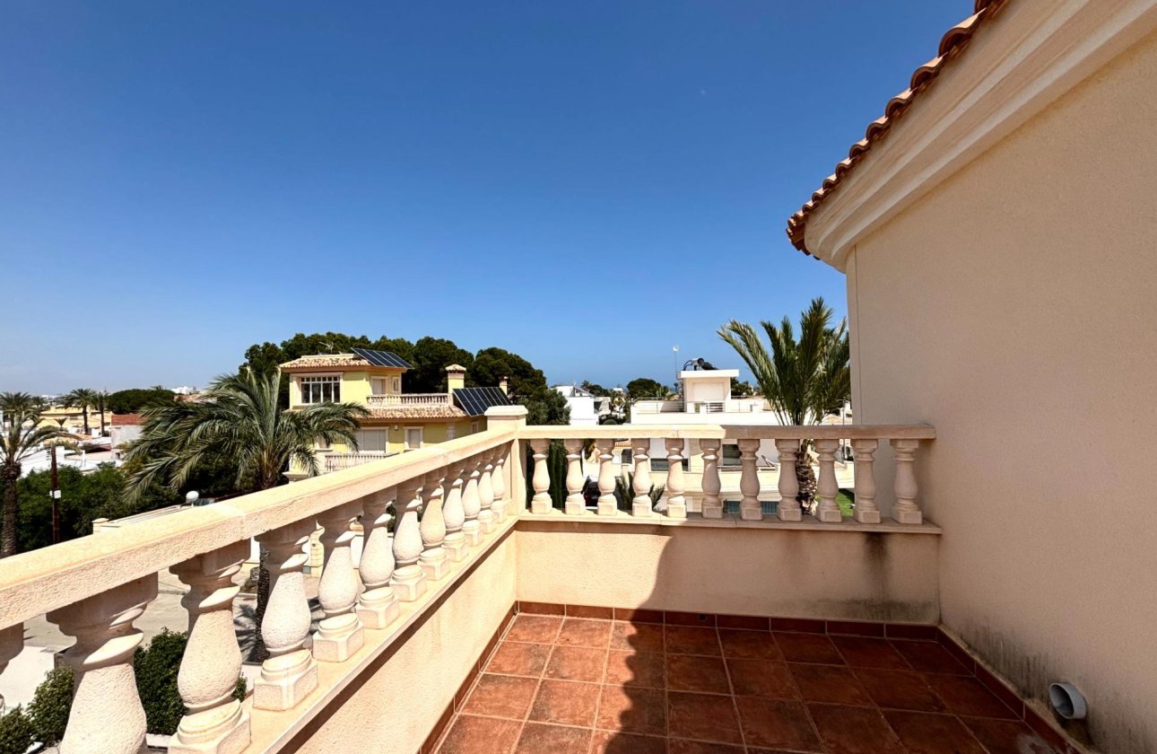 Resale - Villa -
Cabo Roig - Costa Blanca